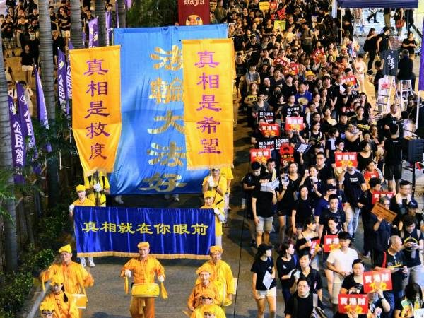 北京进退两难施诡计 香港民众有一个最好办法